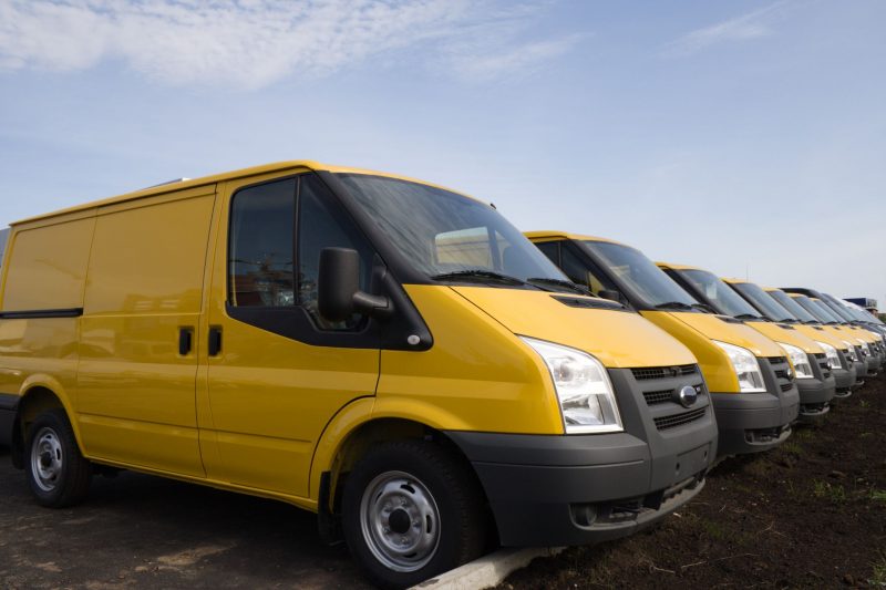 Always Choose a Trustworthy Airport Van Service
